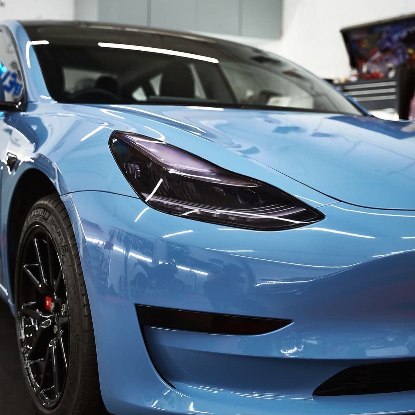 CG22-HD China blue Super Gloss HD TeckWrap Official European